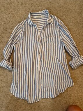 beachlunchlounge Blue and White Vertical Stripe Button-Down Shirt